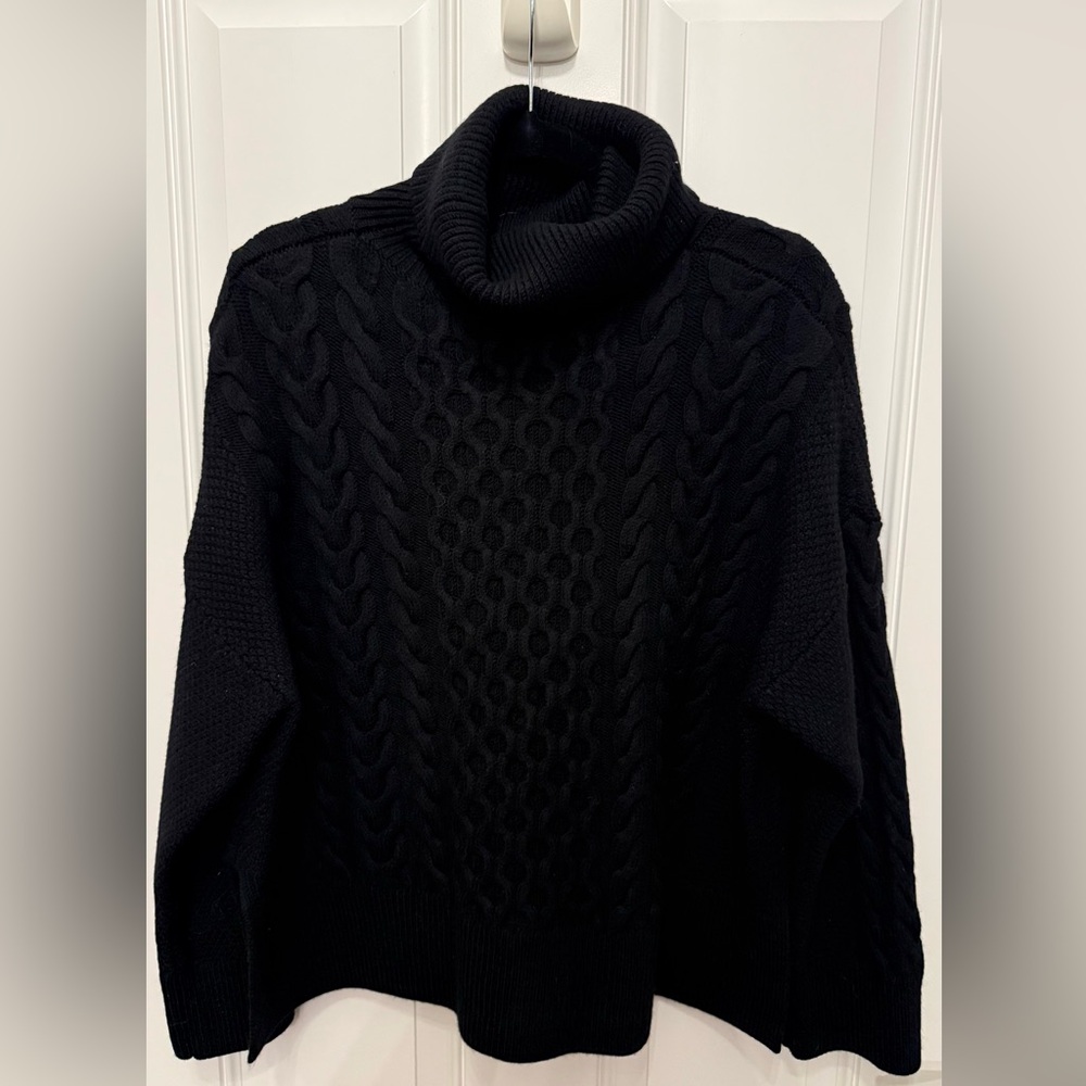 Banana Republic Black Cropped 100% Merino Wool Cable Turtleneck Sweater